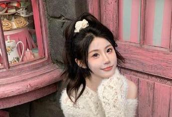 定制写真之旅:与Puy Puy一起探索SuzukaSummer的美丽瞬间